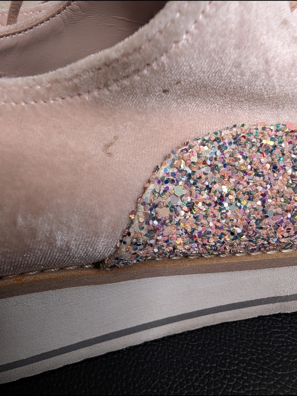 Betsey Johnson Walker Glitter Platform Sneakers Heart Patch Pink Size 9 - Picture 10 of 11